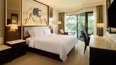 Deluxe King con vista sulla laguna — Dusit Thani Laguna Phuket
